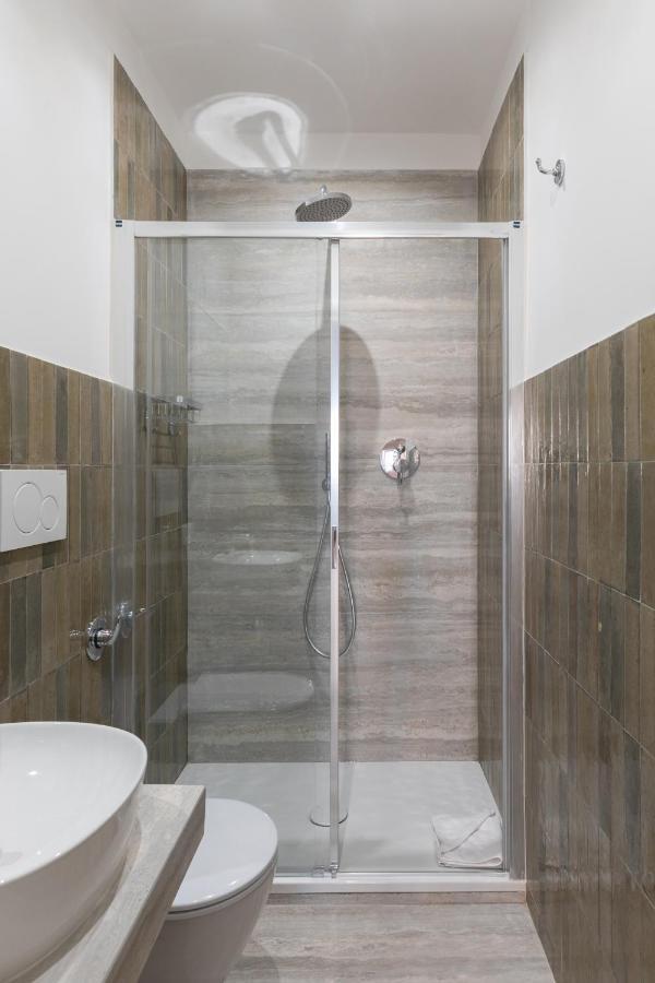 רומא Charming Frattina - 2 Bathrooms New Apartment מראה חיצוני תמונה